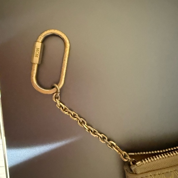 MCM keypouch - Picture 4 of 7